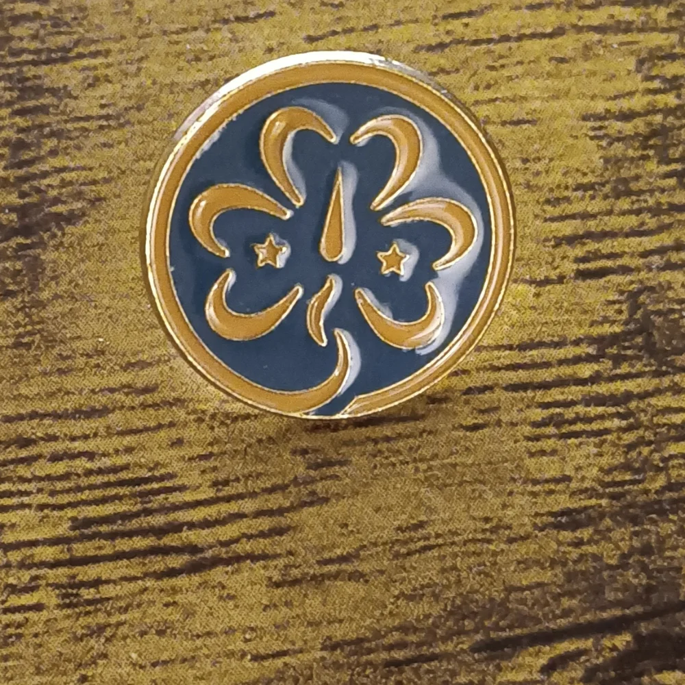 Vintage Enamel Girl Scout Pin World Trefoil GS Scouts Brownies Juniors Cadets